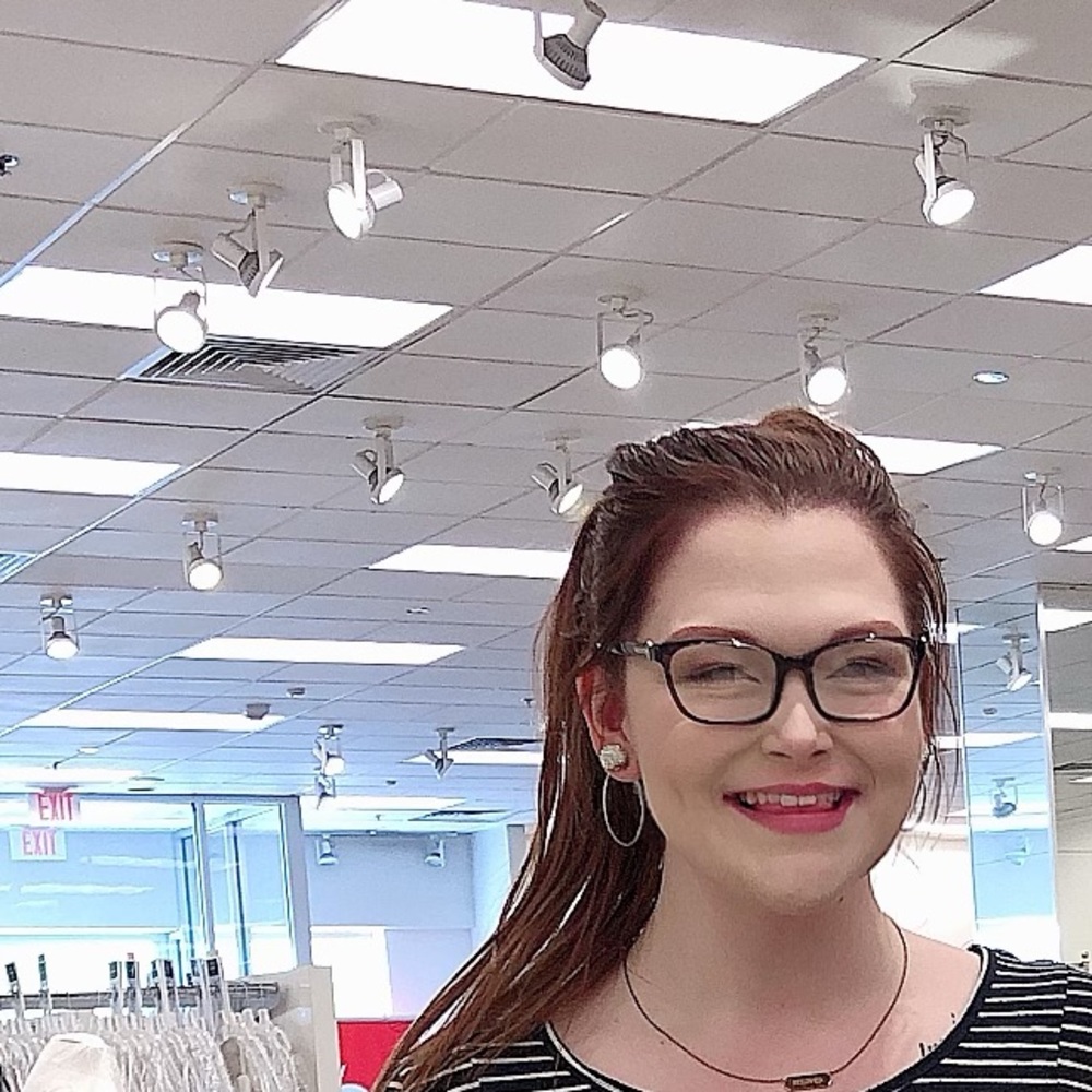 Meet your Posher, Michelle